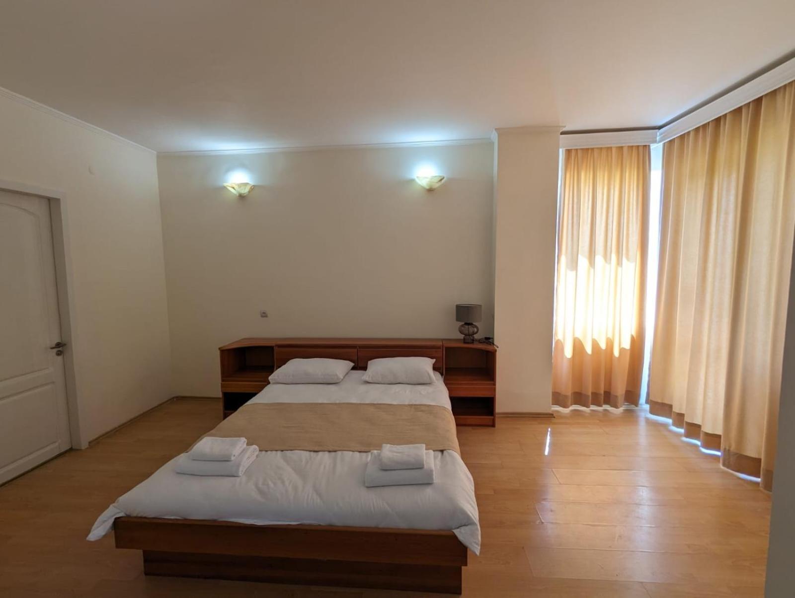 Hotel Tsiskari Ianet'i Екстериор снимка